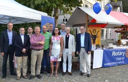 Gruppenbild - Besuch des Governors zur Morgenstunde